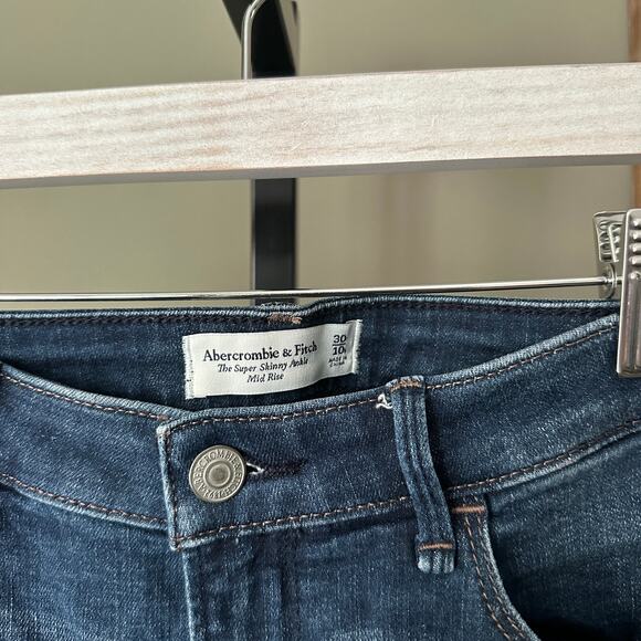 Abercrombie & Fitch The Super Skinny Ankle Mid Rise 10/30 - Picture 4 of 7